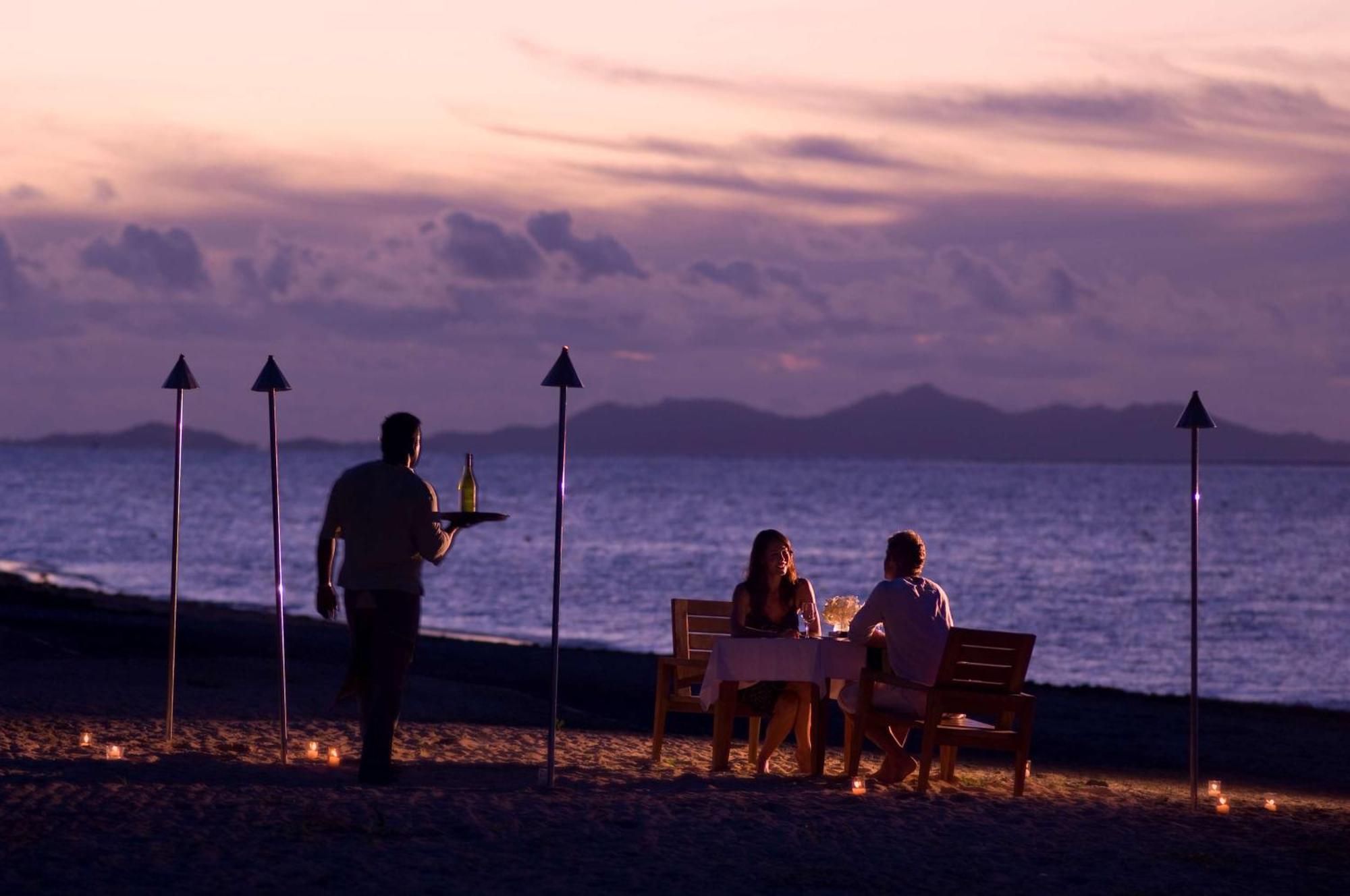 Hilton Fiji Beach Resort And Spa Denarau Island Exterior photo